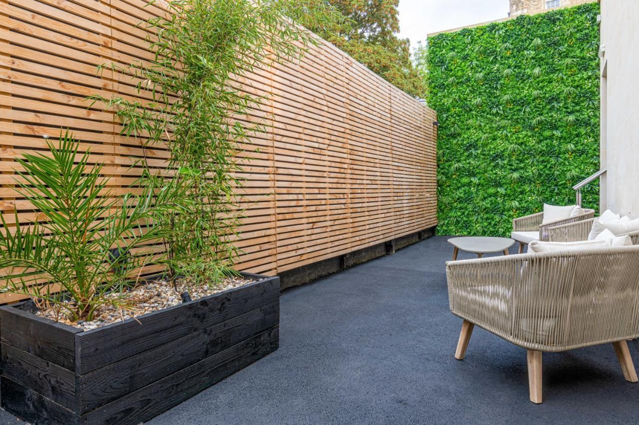 Large Stylish Studio In The Heart Of The City Bath Exterior photo